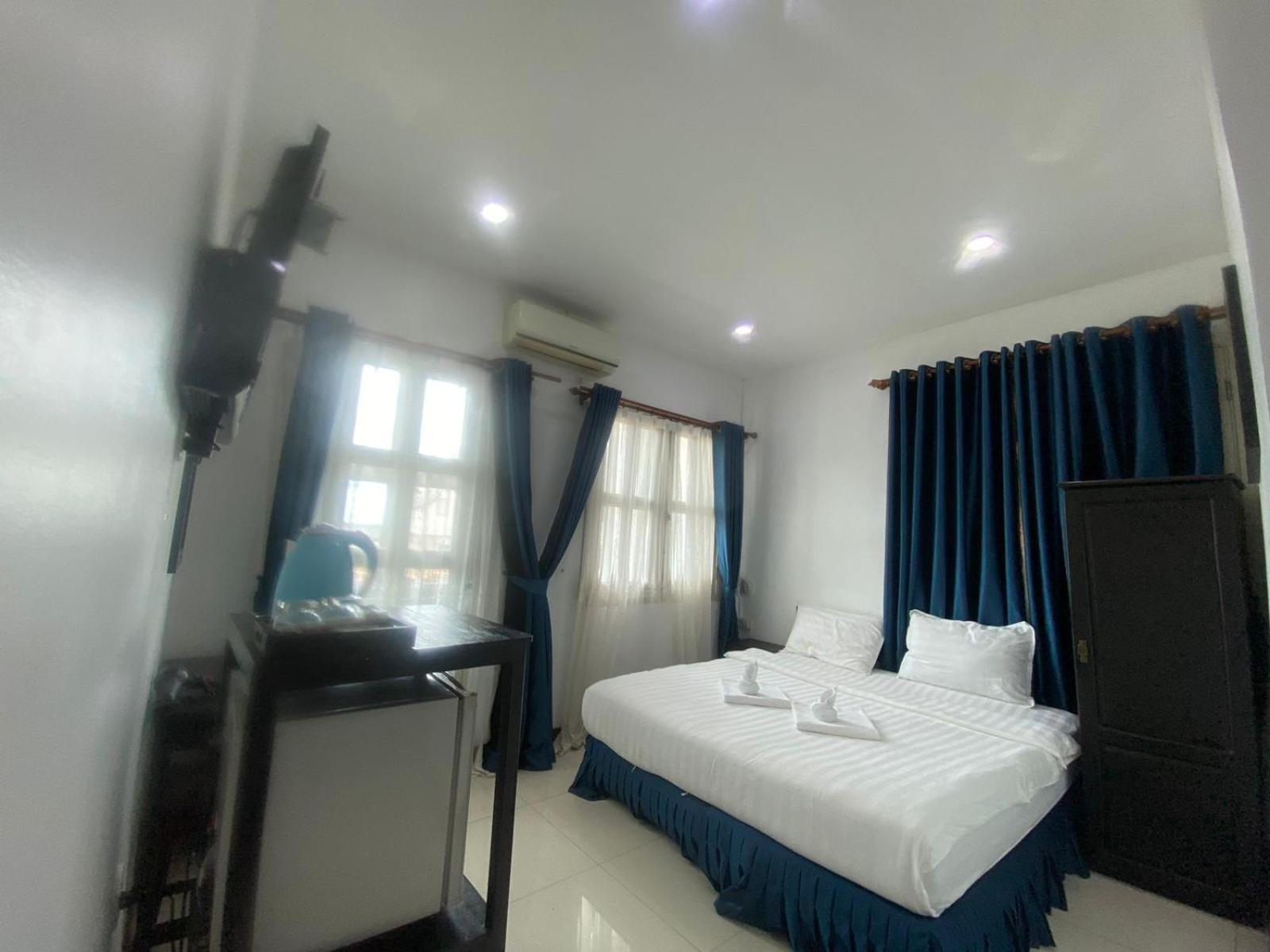 Subinh Hotel And Restaurant Pakse Exterior foto